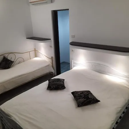 ゲストハウス Casa Marstef