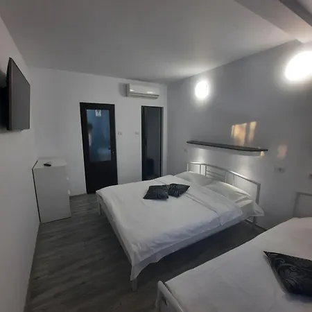 Casa Marstef 3* エフォリエ・スド